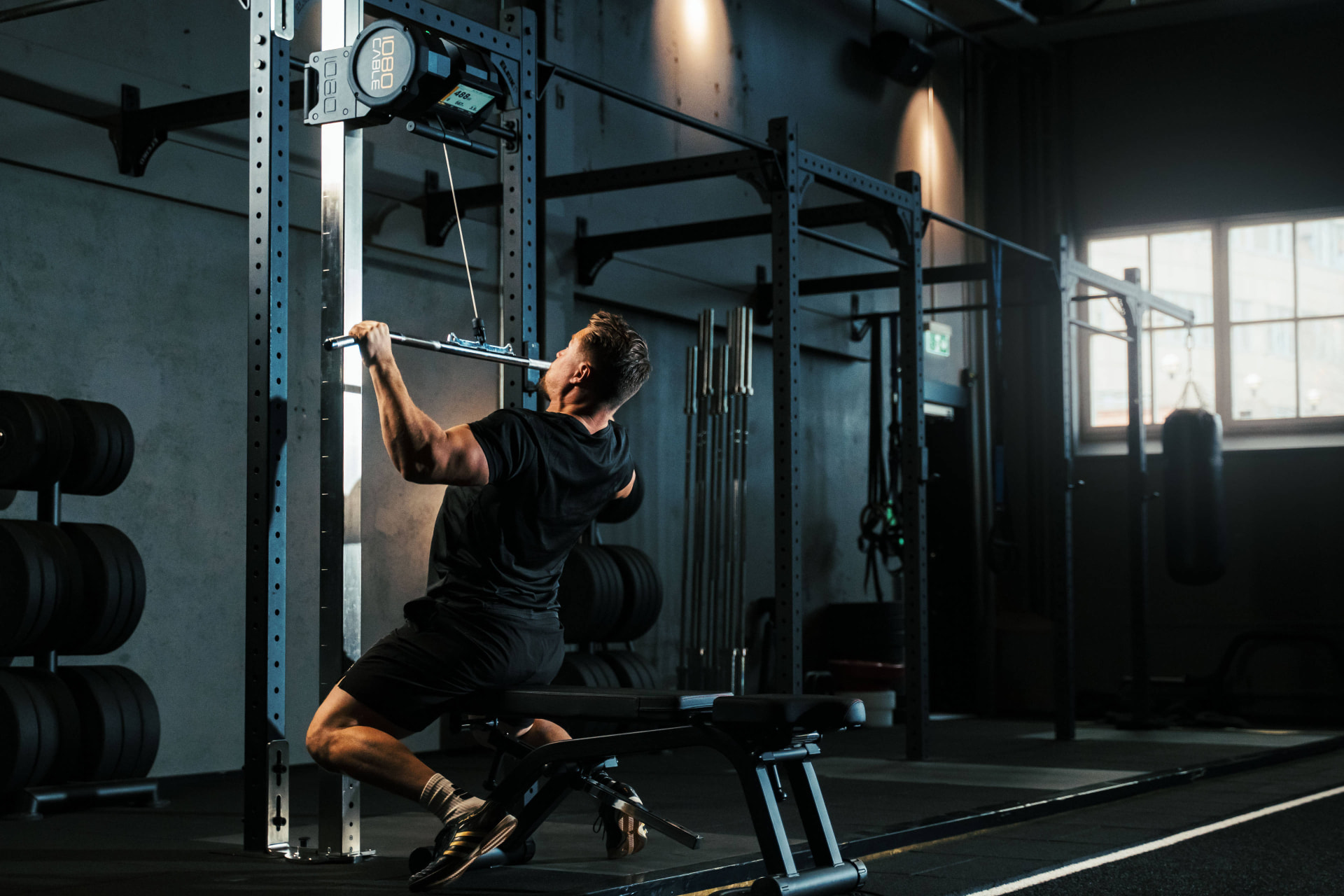 Styrketest med 1080 kabelmaskin på Revi Health